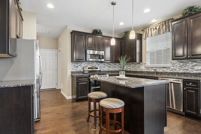 11914 Hollister Court, Huntley, IL 60142