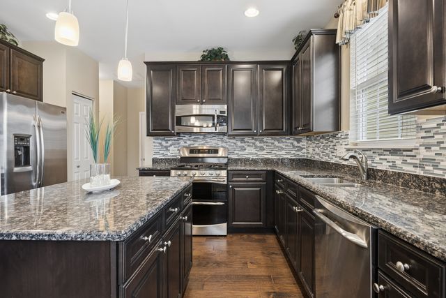 11914 Hollister Court, Huntley, IL 60142