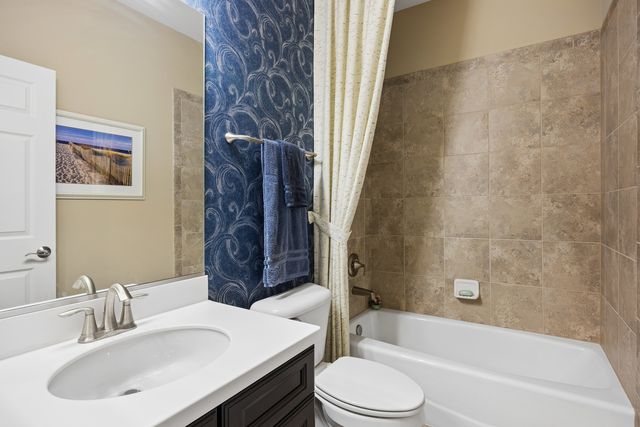 11914 Hollister Court, Huntley, IL 60142