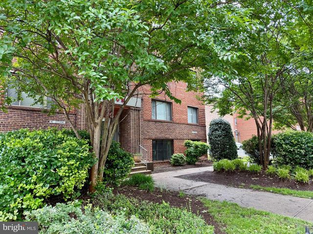 4212 BENNING RD NE #6, Washington, DC 20019