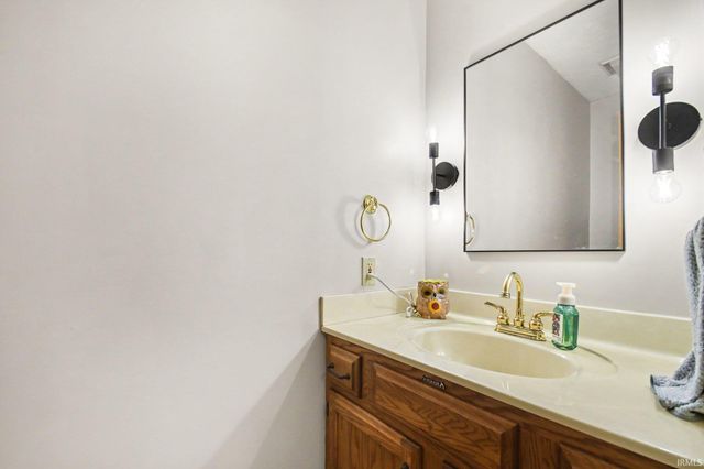 30031 N Cobus Drive, Elkhart, IN 46514