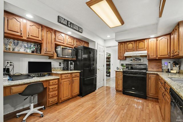 30031 N Cobus Drive, Elkhart, IN 46514