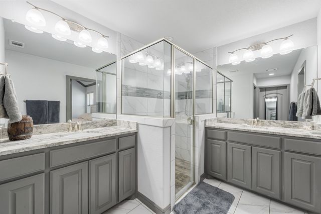 3304 Main Street, Granbury, TX 76049