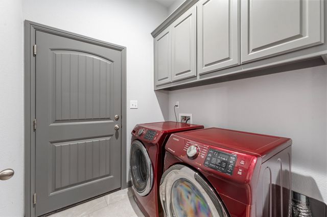 3304 Main Street, Granbury, TX 76049