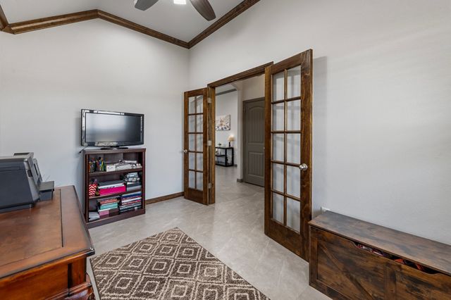 3304 Main Street, Granbury, TX 76049