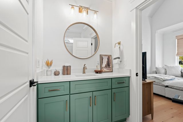 536 River Rouge Dr # A, Nashville, TN 37209