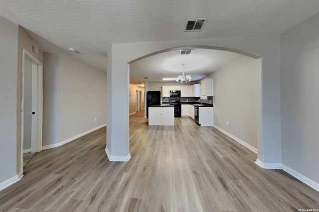 11423 Fire Canyon, San Antonio, TX 78252