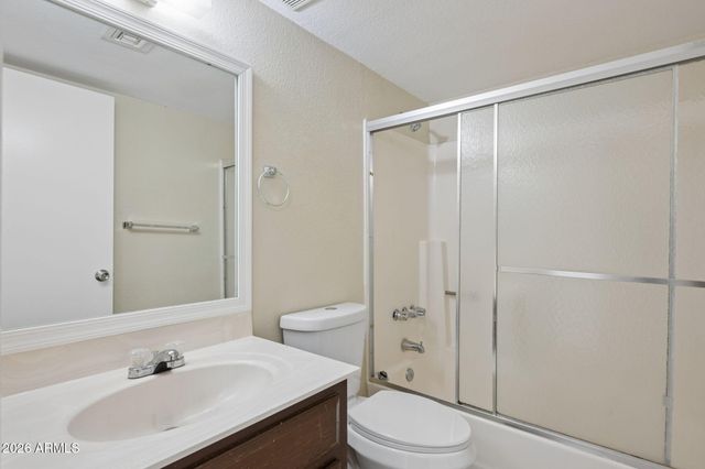 1927 E HAMPTON Avenue 216, Mesa, AZ 85204