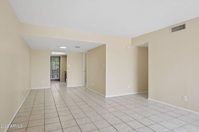 1927 E HAMPTON Avenue 216, Mesa, AZ 85204