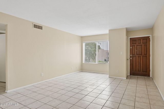 1927 E HAMPTON Avenue 216, Mesa, AZ 85204