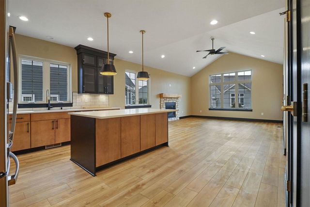 4751 98th STREET, Pleasant Prairie, WI 53158