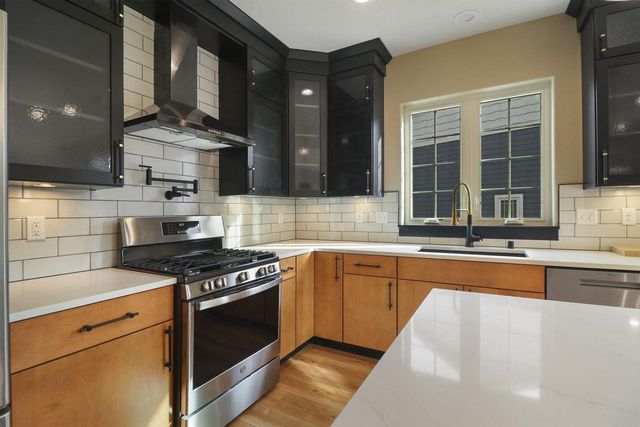 4751 98th STREET, Pleasant Prairie, WI 53158