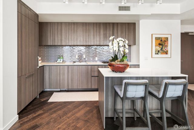 1000 3rd Street 1206, San Francisco, CA 94158