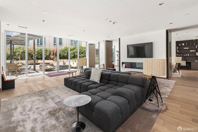 1000 3rd Street 1206, San Francisco, CA 94158