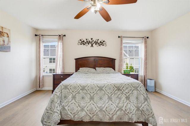 16 Morris Lane, Cranbury, NJ 08512