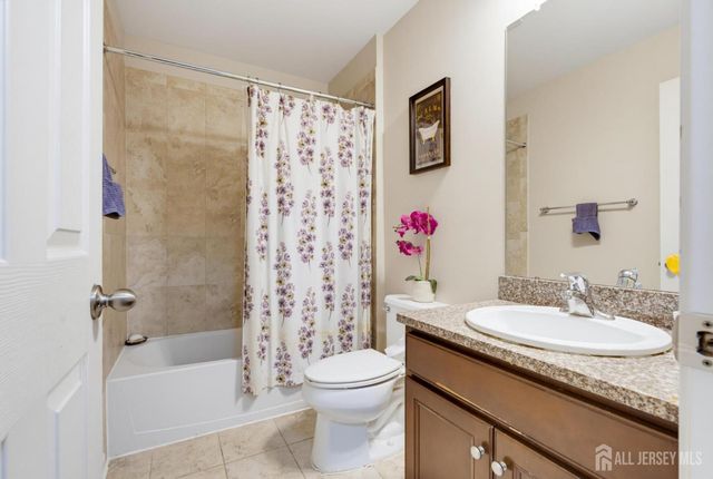 16 Morris Lane, Cranbury, NJ 08512