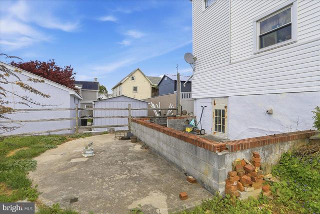 408 FAIRVIEW AVE, Waynesboro, PA 17268