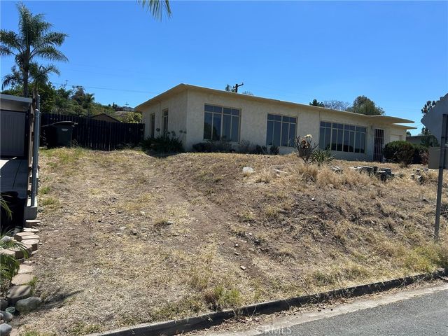 453 N Westwind, El Cajon, CA 92020