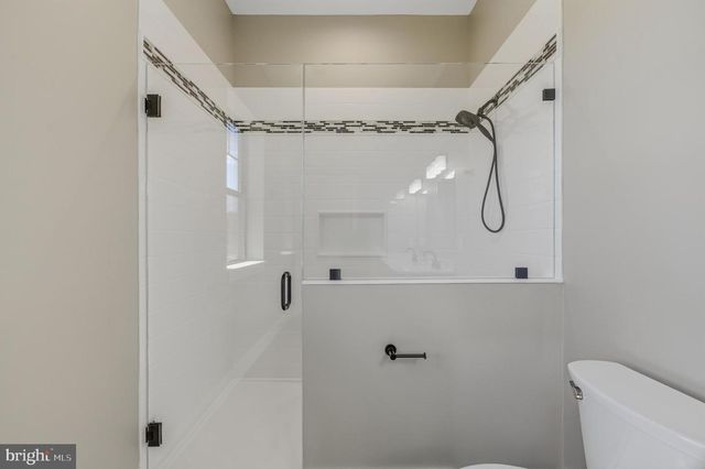 237 FOGGY BOTTOM LN, Berkeley Springs, WV 25411