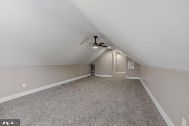 237 FOGGY BOTTOM LN, Berkeley Springs, WV 25411