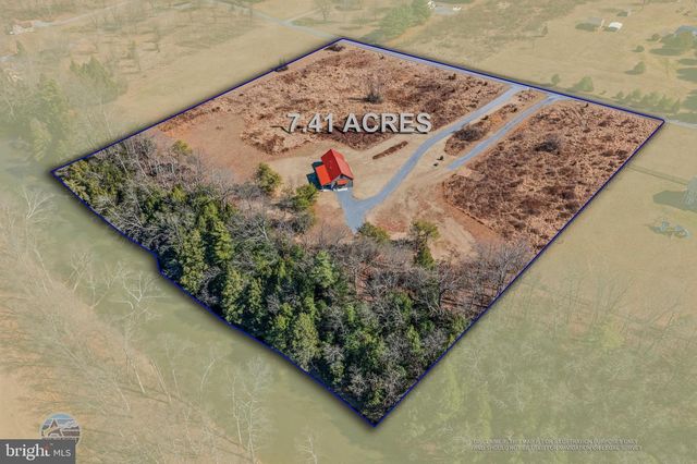 237 FOGGY BOTTOM LN, Berkeley Springs, WV 25411