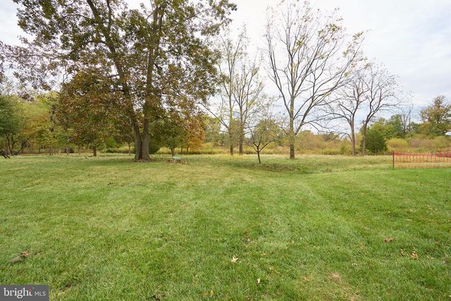 112 LINDLEY LN, Pottstown, PA 19465