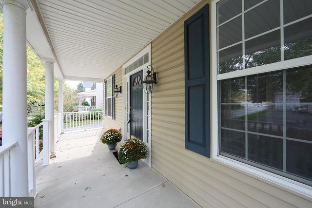 112 LINDLEY LN, Pottstown, PA 19465