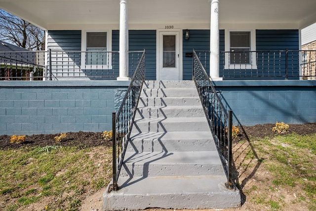 1030 Waverly Avenue, Kansas City, KS 66104