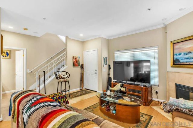 2761 A 403, San Diego, CA 92102