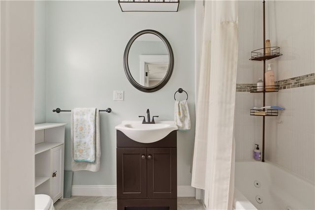 287 Parkside Drive, Warwick, RI 02888