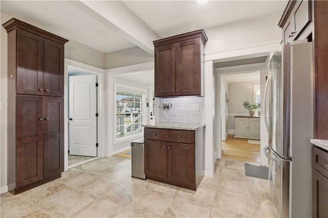 287 Parkside Drive, Warwick, RI 02888