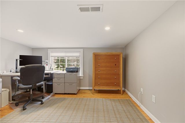 287 Parkside Drive, Warwick, RI 02888