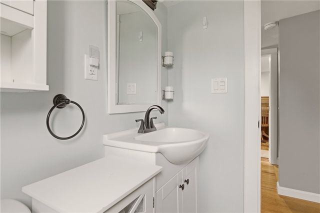 287 Parkside Drive, Warwick, RI 02888