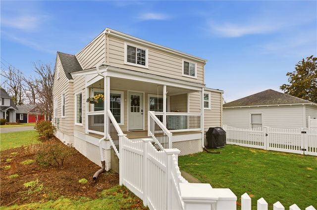 287 Parkside Drive, Warwick, RI 02888