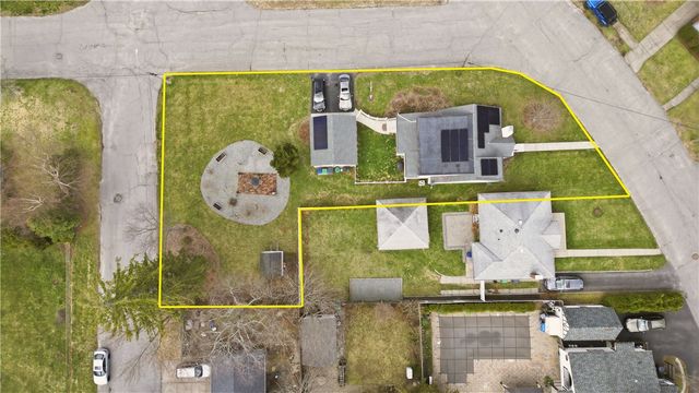 287 Parkside Drive, Warwick, RI 02888