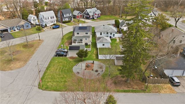 287 Parkside Drive, Warwick, RI 02888