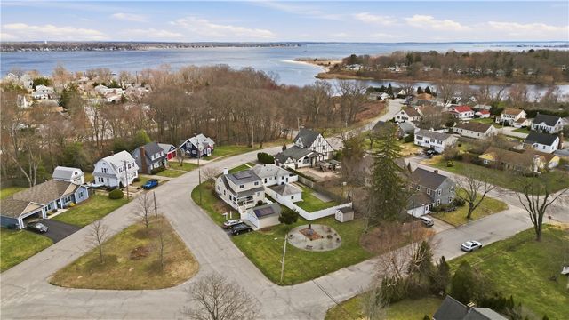 287 Parkside Drive, Warwick, RI 02888