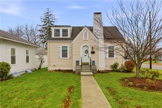 287 Parkside Drive, Warwick, RI 02888