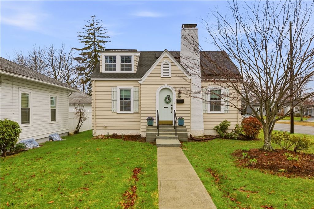 287 Parkside Drive, Warwick, RI 02888