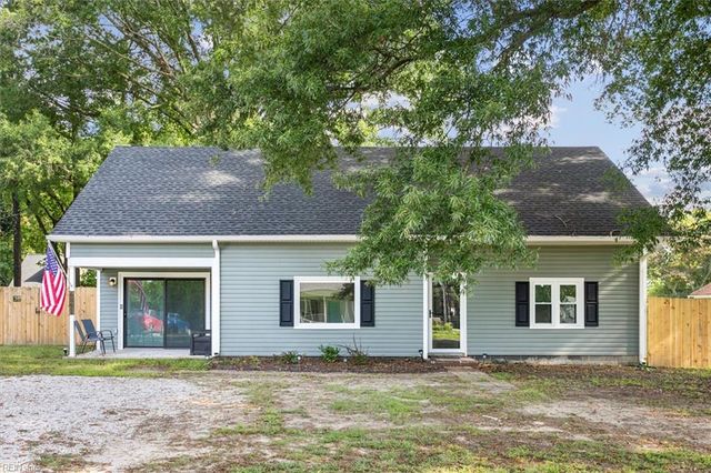 6891 Fairview ST, Gloucester, VA 23061