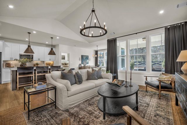 2544 Butlers Green Circle 4, Chattanooga, TN 37421