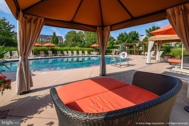 24704 CLOCK TOWER SQ, Aldie, VA 20105