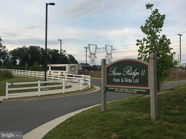 24704 CLOCK TOWER SQ, Aldie, VA 20105