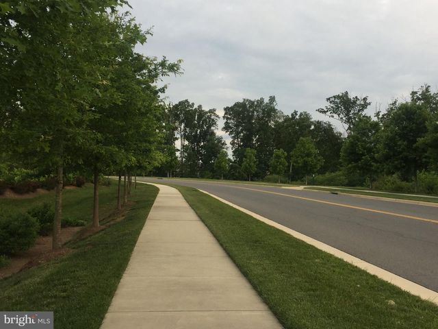 24704 CLOCK TOWER SQ, Aldie, VA 20105