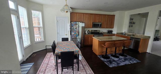 24704 CLOCK TOWER SQ, Aldie, VA 20105