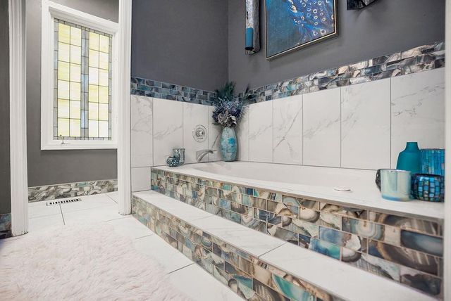 12525 W 85th Terrace, Lenexa, KS 66215