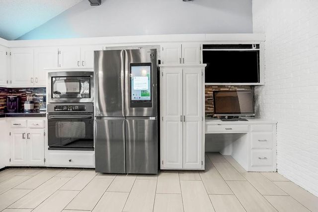 12525 W 85th Terrace, Lenexa, KS 66215