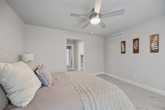 14246 Northpark Drive, Urbandale, IA 50323