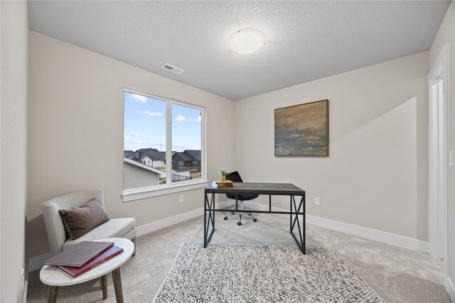 14246 Northpark Drive, Urbandale, IA 50323