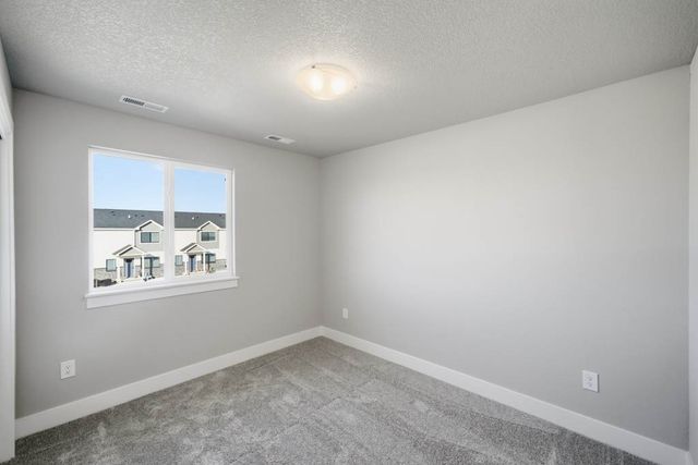 14246 Northpark Drive, Urbandale, IA 50323